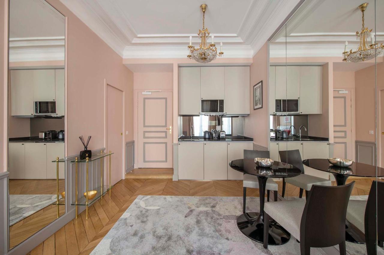 Le Beau Marais - Luxury Apartments, Air Cond, Lift Parijs Buitenkant foto