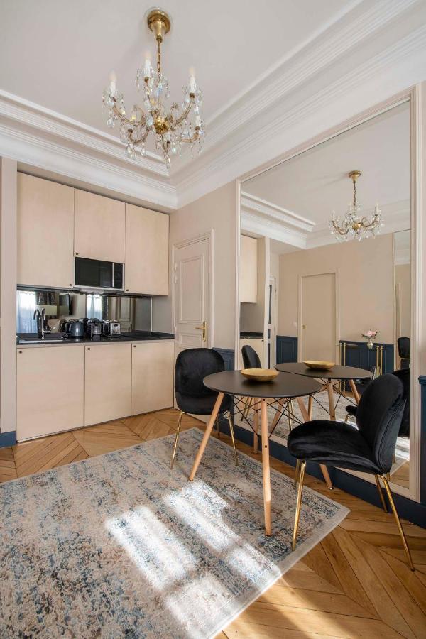 Le Beau Marais - Luxury Apartments, Air Cond, Lift Parijs Buitenkant foto