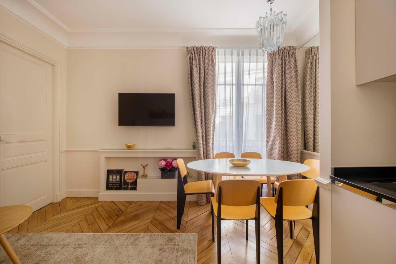 Le Beau Marais - Luxury Apartments, Air Cond, Lift Parijs Buitenkant foto